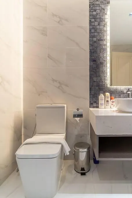 The Rixx Boutique- Opera House- Smarttv65In - Pool Apartment Ho Chi Minh City